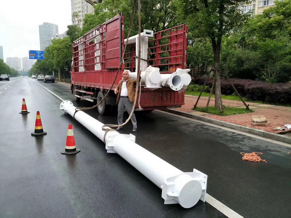 ���̰���