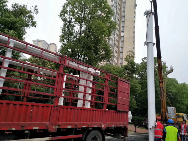 ���̰���