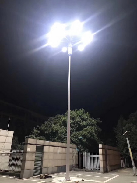 ���̰���