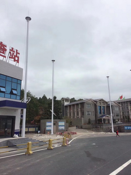 ���̰���